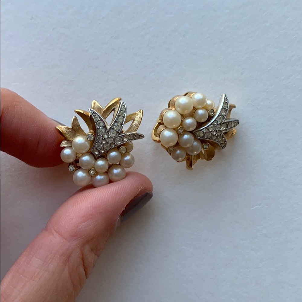 Vintage Trifari Clip Earrings - Faux Pearl